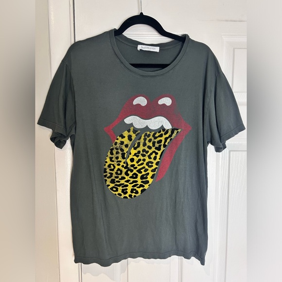 ✨sold✨DAYDREAMER Stones Flocked Leopard Tongue Tee - Picture 5 of 7